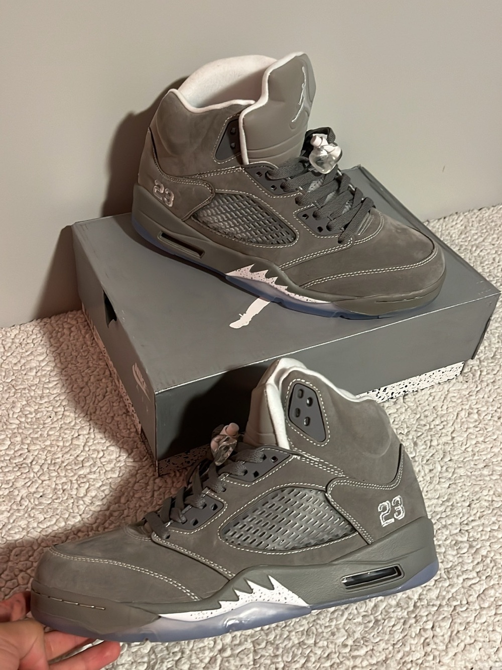 Jordan Men’s Retro 5 Sneakers in Grey and White